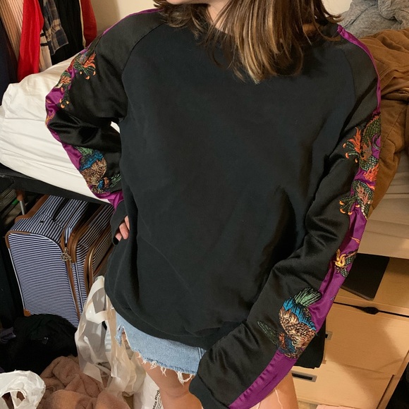 Pull over sweatshirt - Picture 3 of 4